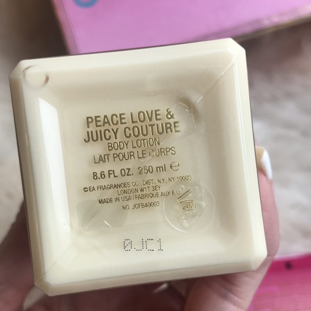 Peace love juicy couture lotion and shower gel set - Picture 3 of 4